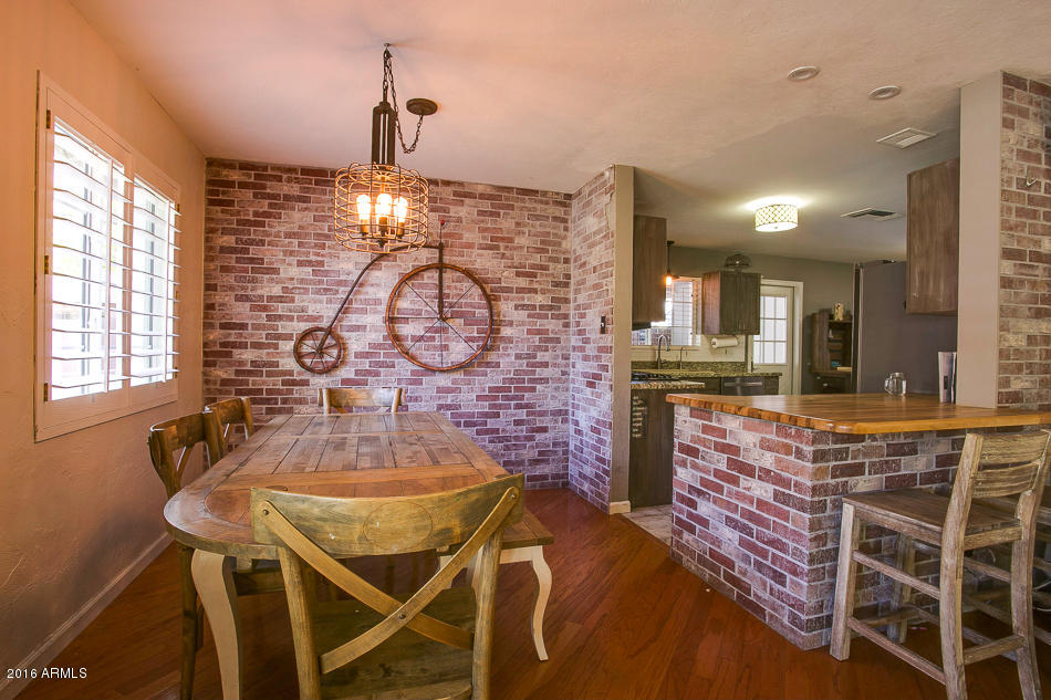 3722 East Piccadilly Road Phoenix, AZ 85018 - Photo 5 of 19 3722 E. Piccadilly Rd.-low-res-9