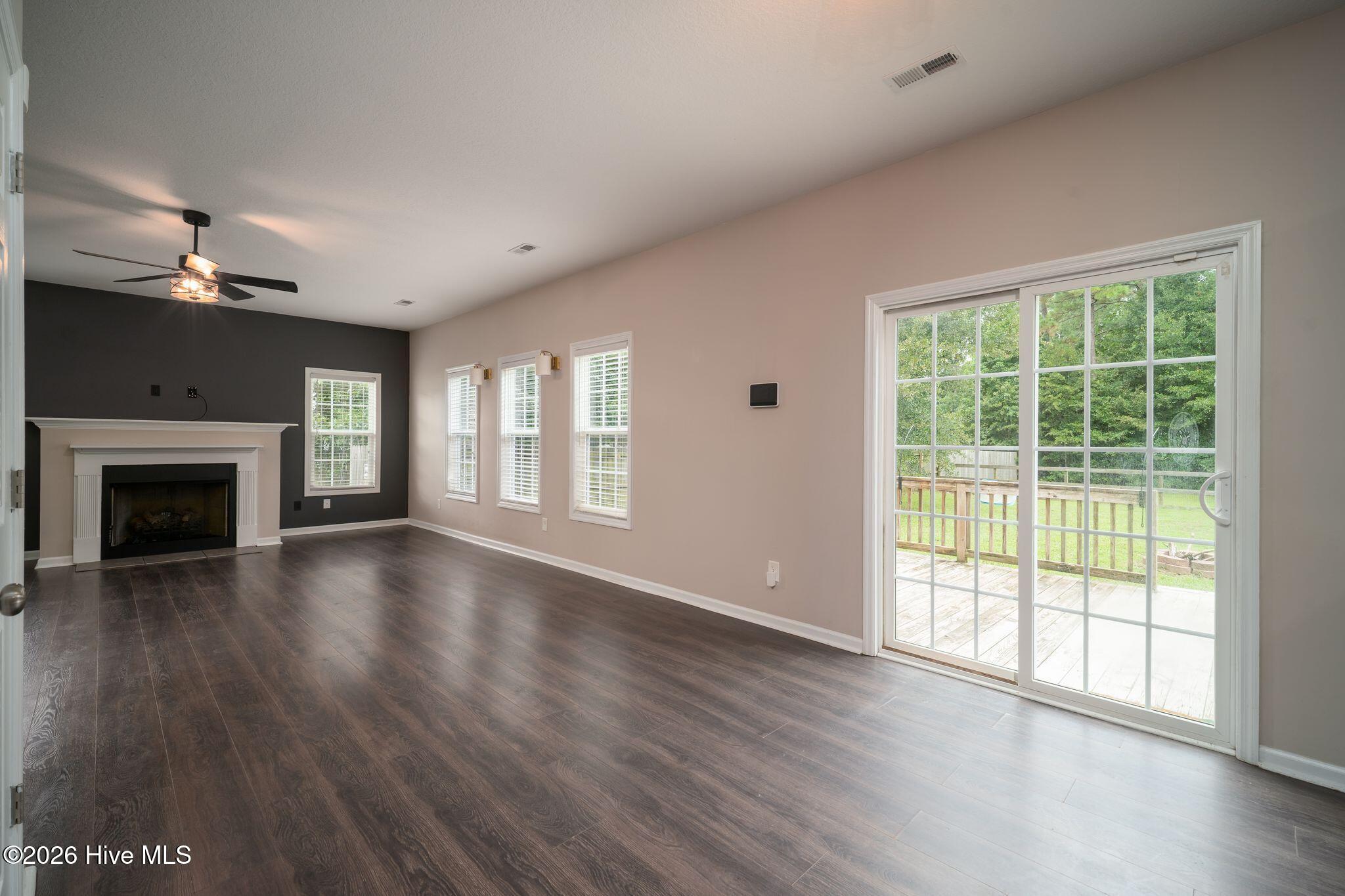 124 Saint Road Richlands, NC 28574 - Photo 19 of 57