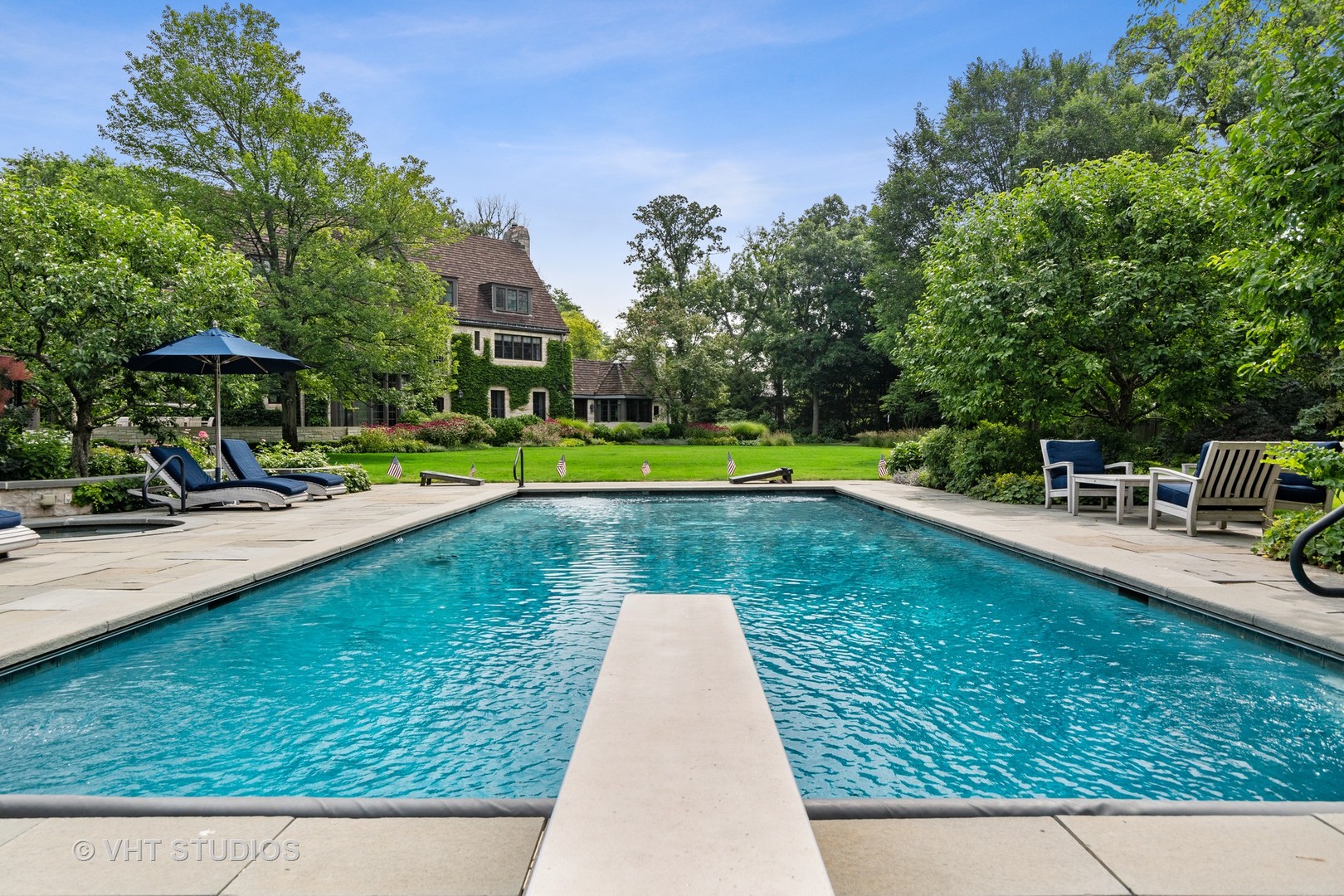 720 Ardsley Road Winnetka, IL 60093 - Photo 16 of 103