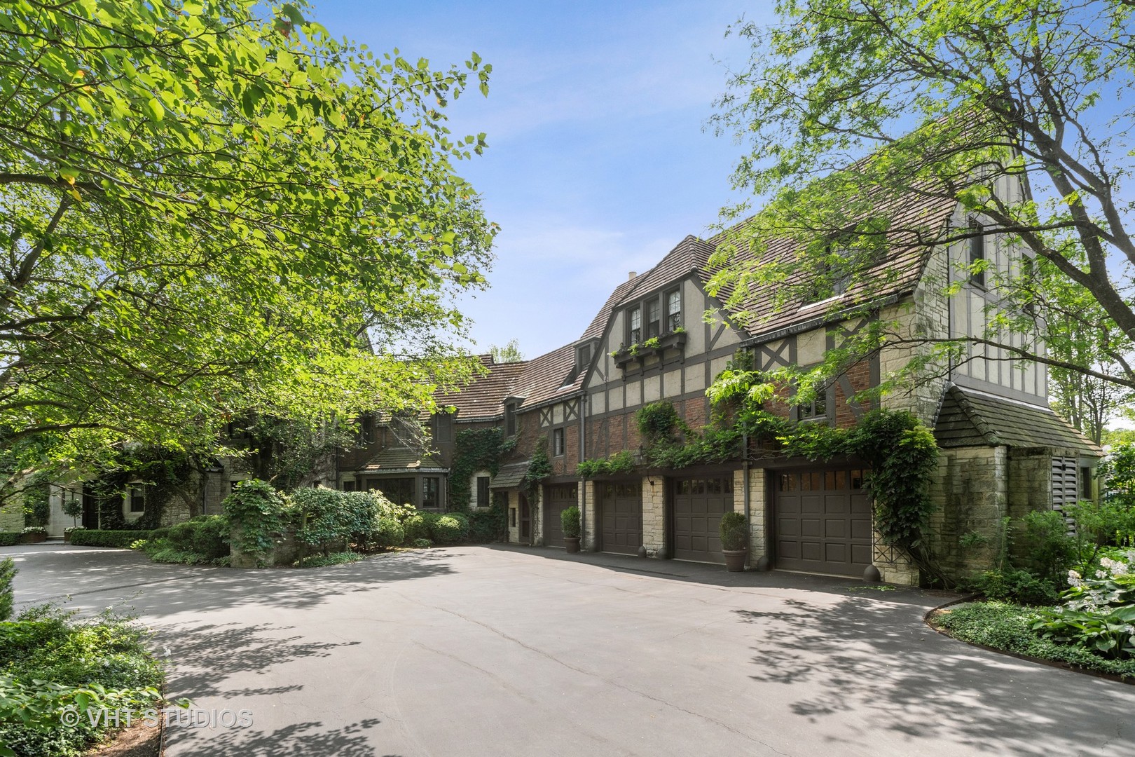 720 Ardsley Road Winnetka, IL 60093 - Photo 8 of 103