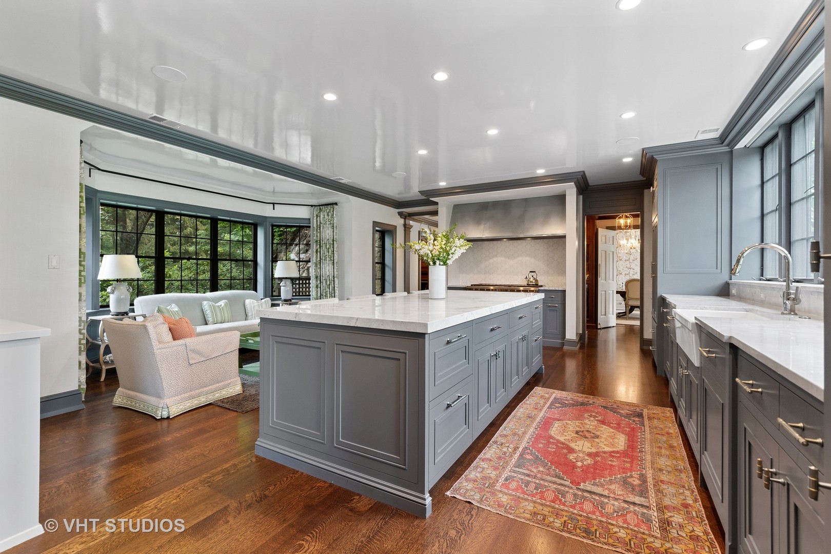 720 Ardsley Road Winnetka, IL 60093 - Photo 82 of 103 a large white kitchen with a large window
