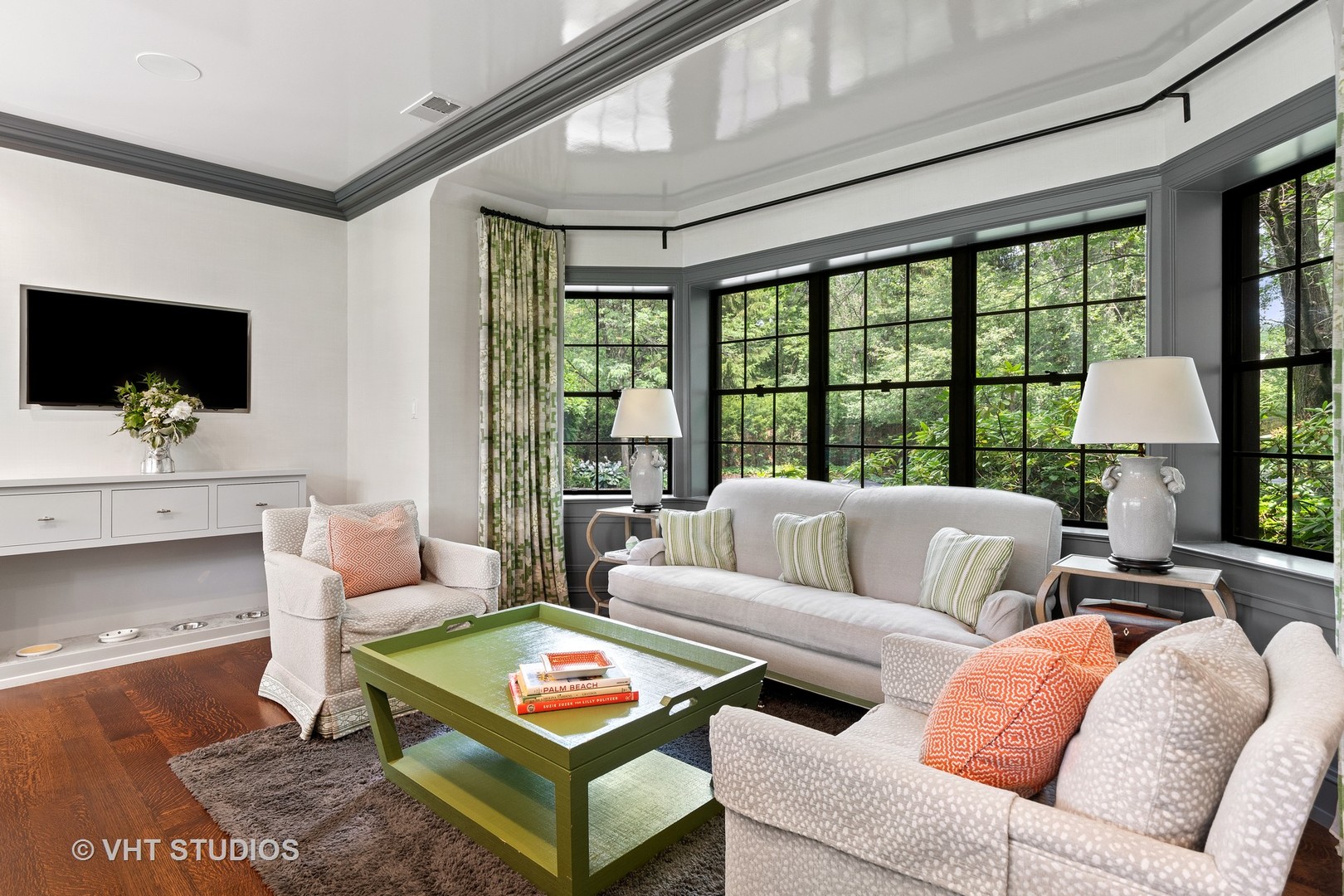 720 Ardsley Road Winnetka, IL 60093 - Photo 90 of 103 a living room with furniture and a flat screen tv