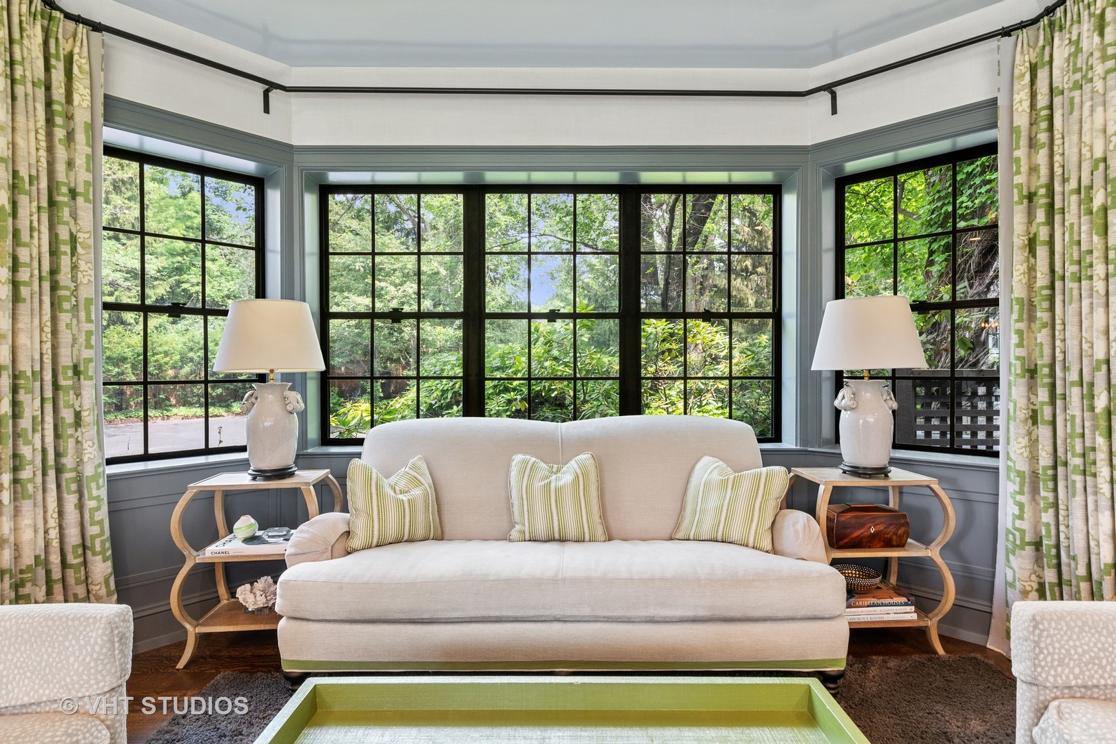 720 Ardsley Road Winnetka, IL 60093 - Photo 93 of 103 a living room with furniture and a window