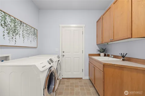 $2,150,000 | 11727 165th Place Northeast, Redmond, WA 98052