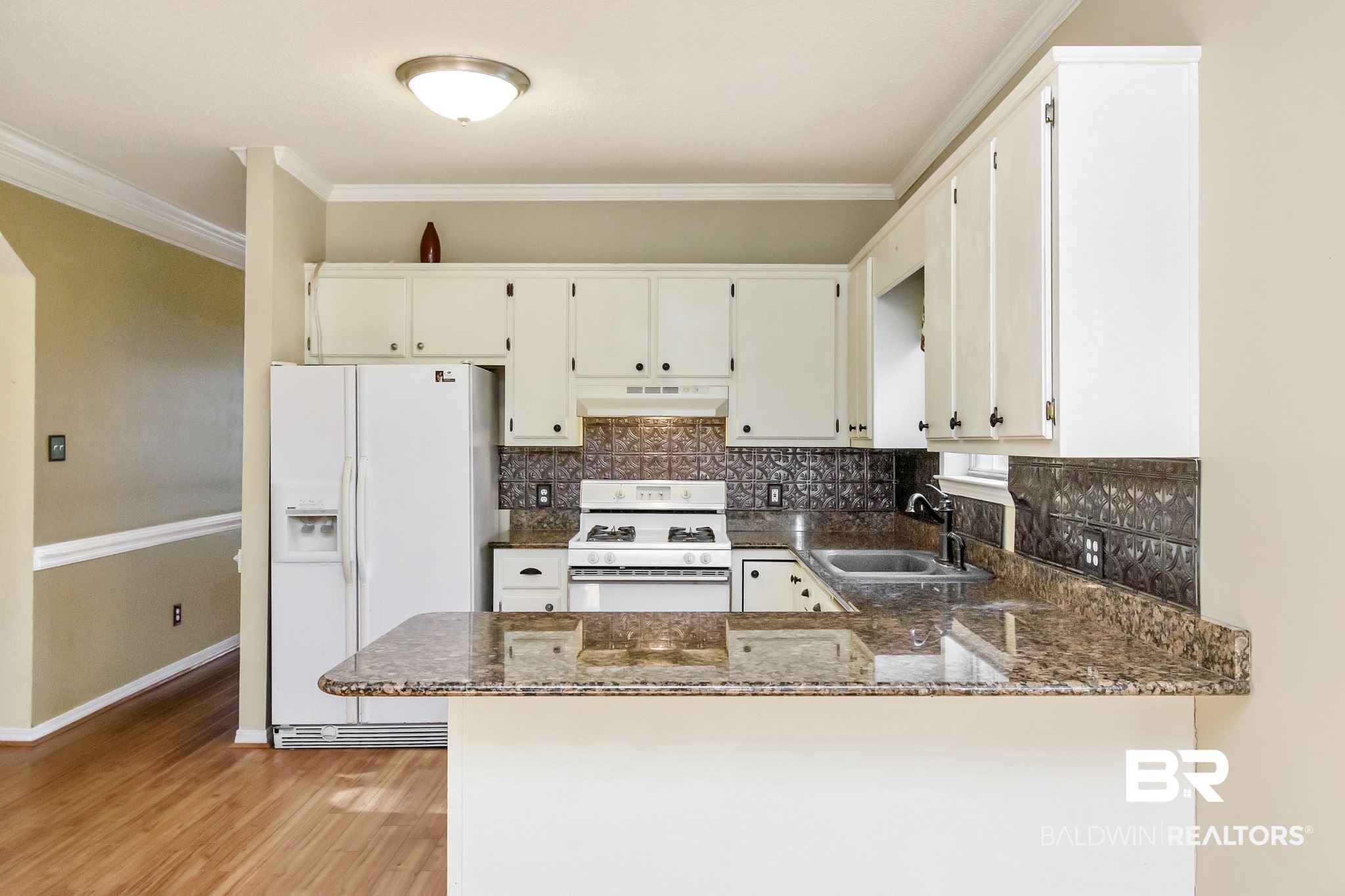 718 Keystone Place Mobile, AL 36609 - Photo 12 of 34