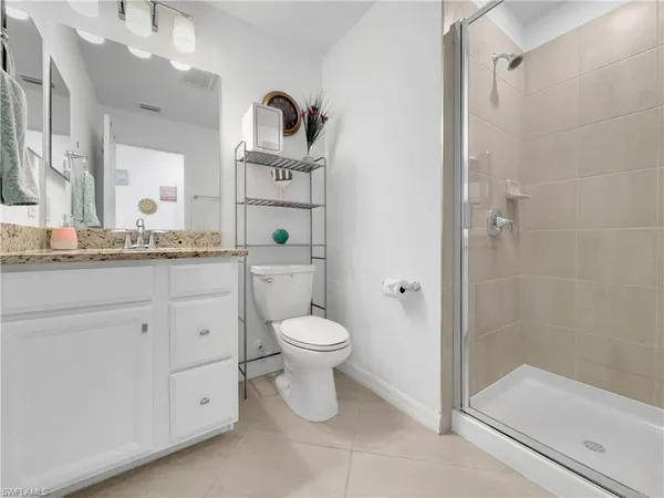 $4,200 | 3319 Menores Way, Fort Myers, FL 33905
