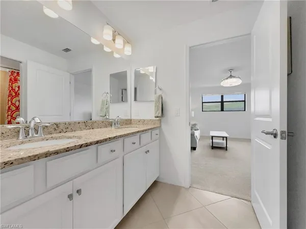 $4,200 | 3319 Menores Way, Fort Myers, FL 33905