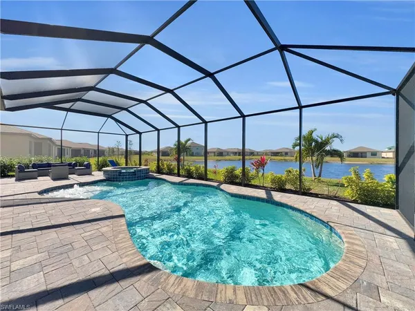 $4,200 | 3319 Menores Way, Fort Myers, FL 33905