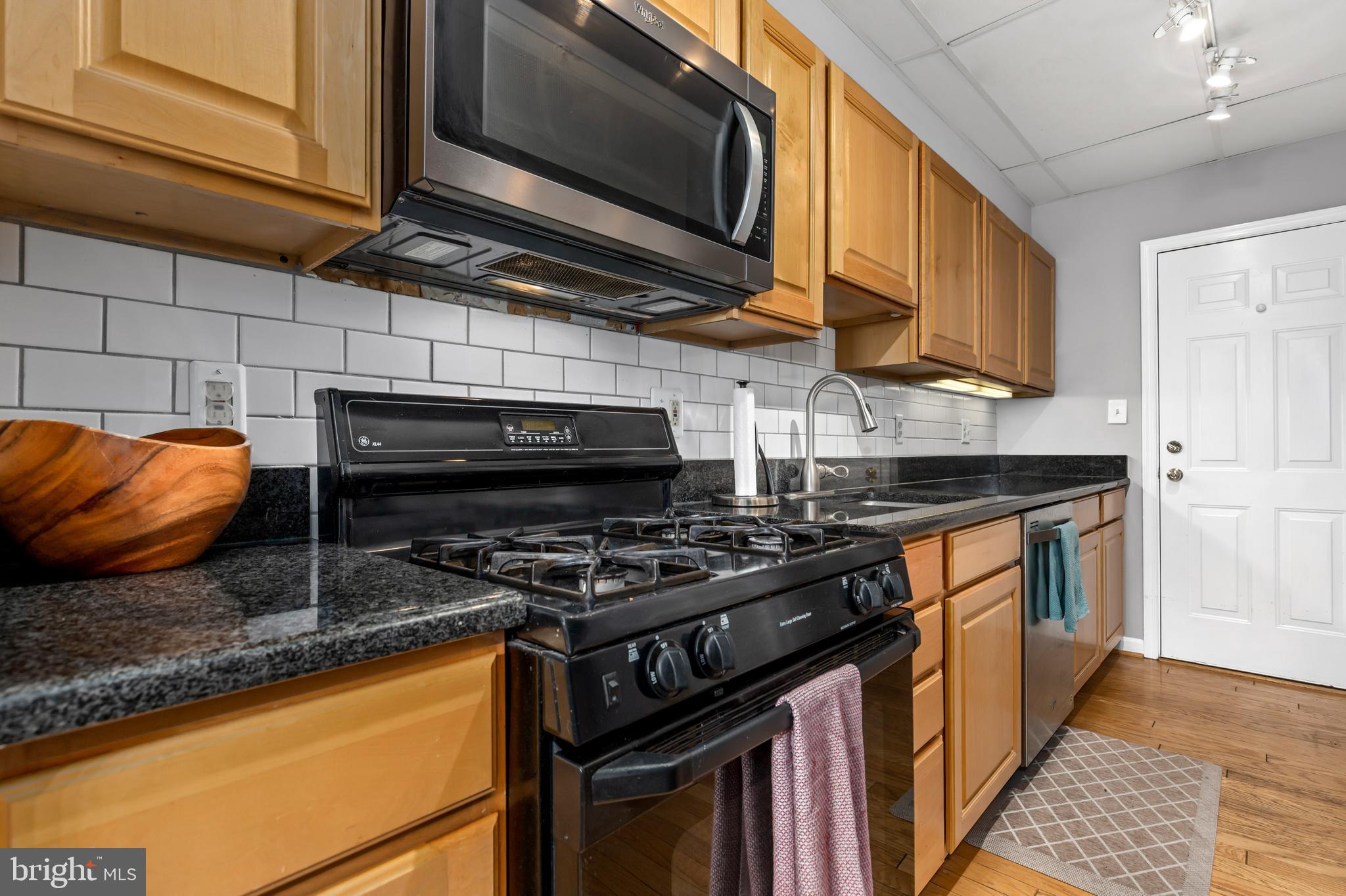 1919 Belmont Road Northwest, Unit 79 Washington, DC 20009 - Photo 11 of 23 Gallery Image 11