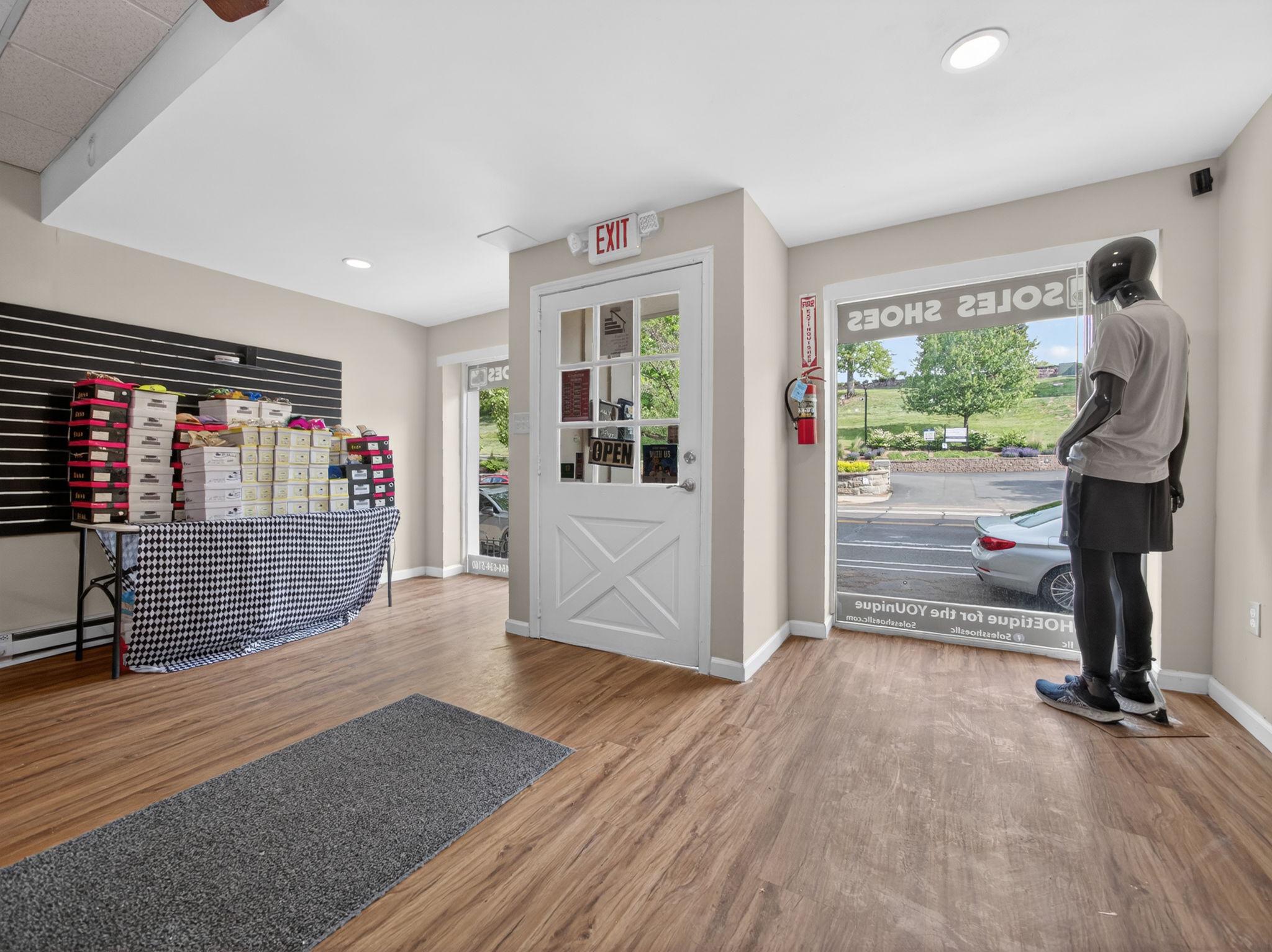 866 East High Street Pottstown, PA 19464 - Photo 7 of 45 Retail Space entrance
