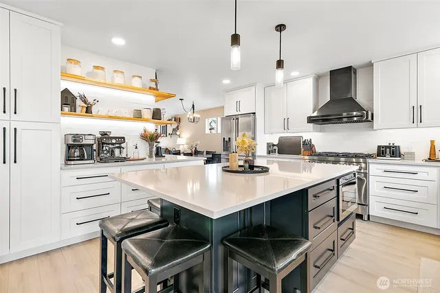 $975,000 | 20024 Southeast 260th Place, Covington, WA 98042