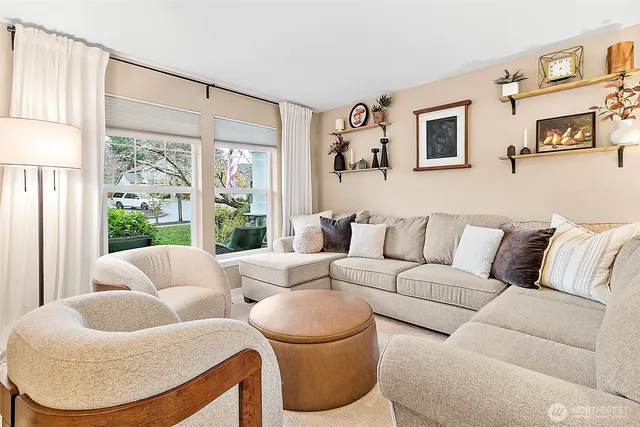 $975,000 | 20024 Southeast 260th Place, Covington, WA 98042