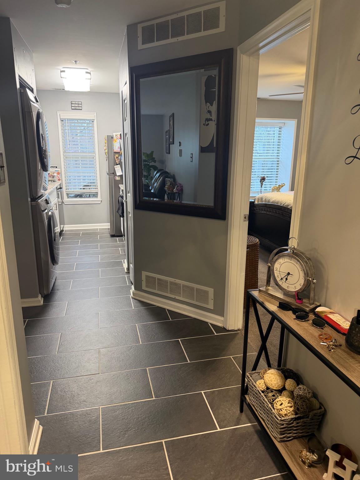 809 Willings Way New Castle, DE 19720 - Photo 21 of 50 Foyer