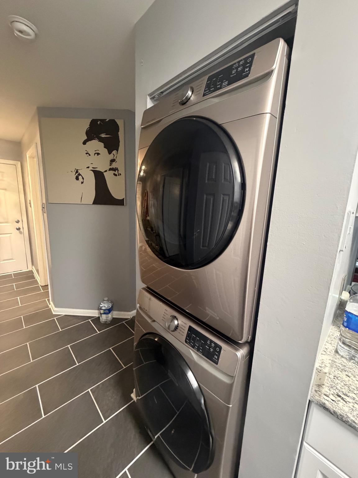 809 Willings Way New Castle, DE 19720 - Photo 22 of 50 Full Sized Washer and Dryer in Kitchen