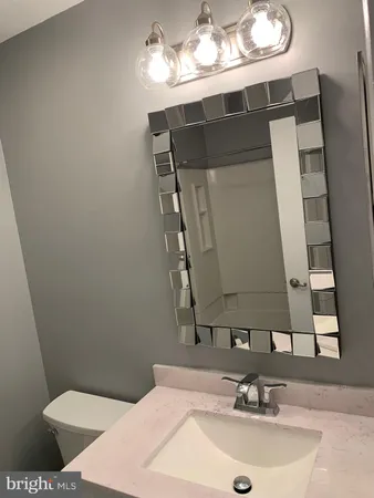 $1,950 | 809 Willings Way, New Castle, DE 19720