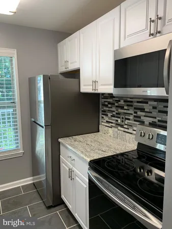 $1,950 | 809 Willings Way, New Castle, DE 19720