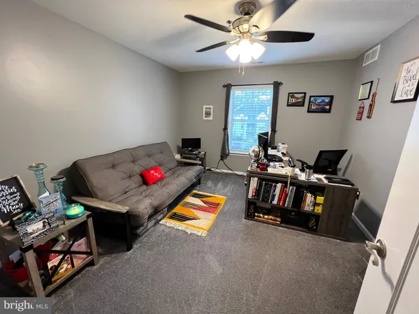 $1,950 | 809 Willings Way, New Castle, DE 19720