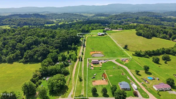 $134,900 | 6892 Old Stage Road, Unit 1, Chuckey, TN 37641