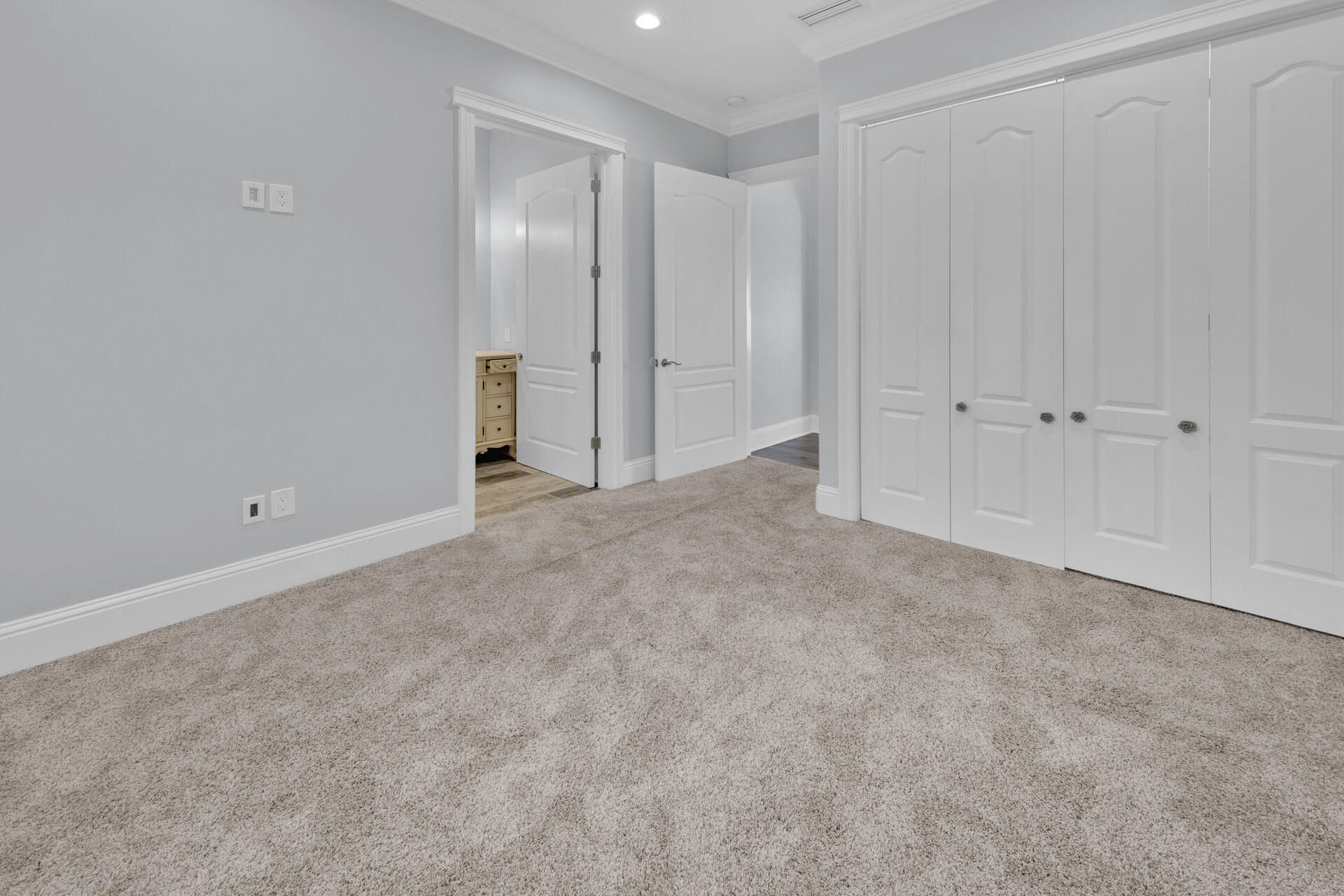 617 Churchill Bayou Road Santa Rosa Beach, FL 32459 - Photo 38 of 67 a view of an empty room