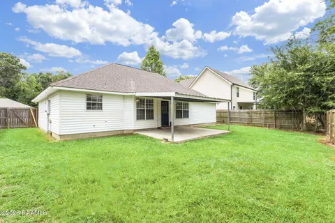$220,000 | 110 Cleopatra Lane, Youngsville, LA 70592