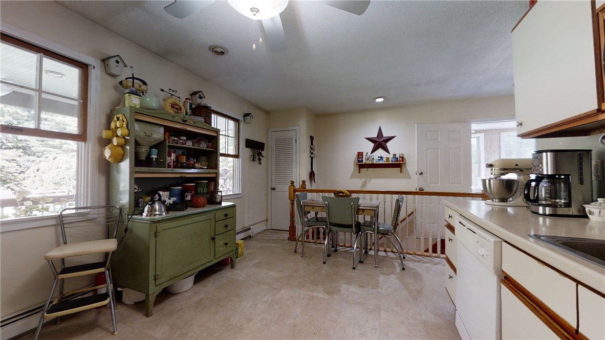 35 Buttonwoods Road Richmond, RI 02898 - Photo 14 of 37