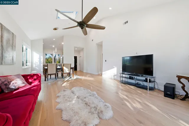 $1,500,000 | 12 Quiet Country Lane, Danville, CA 94526