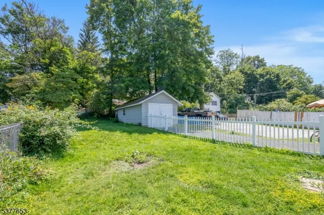 $2,750 | 43 Madison Street, Newton, NJ 07860