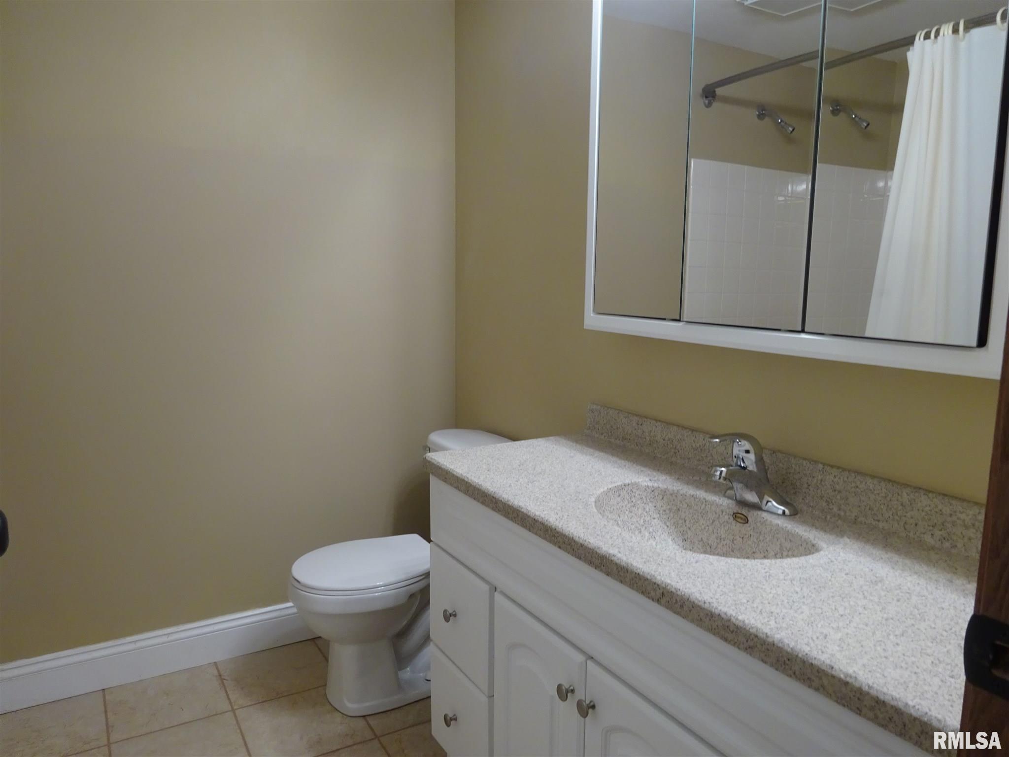 13887 North Pawnee Road Pawnee, IL 62558 - Photo 16 of 24