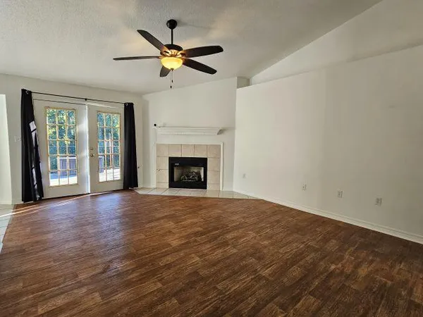 $2,100 | 6381 Havenmist Lane, Crestview, FL 32536