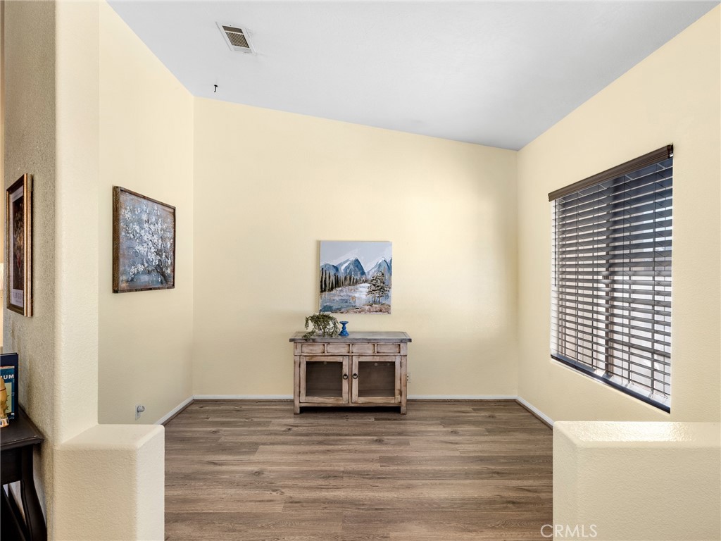 15056 Cerezo Road Victorville, CA 92392 - Photo 11 of 47