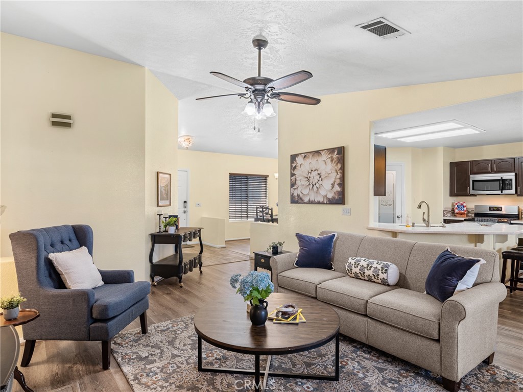 15056 Cerezo Road Victorville, CA 92392 - Photo 18 of 47