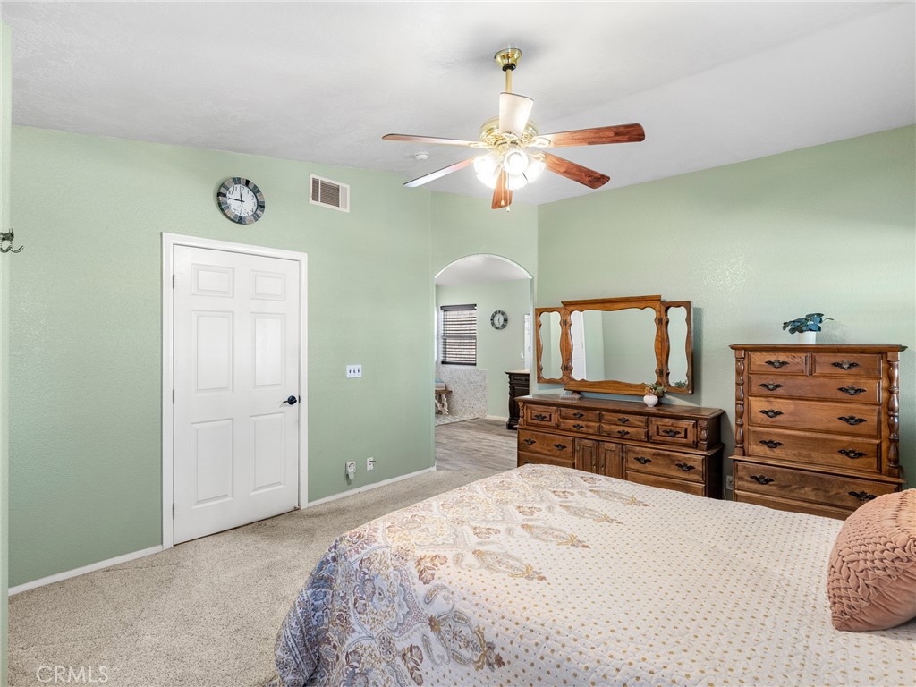 15056 Cerezo Road Victorville, CA 92392 - Photo 27 of 47