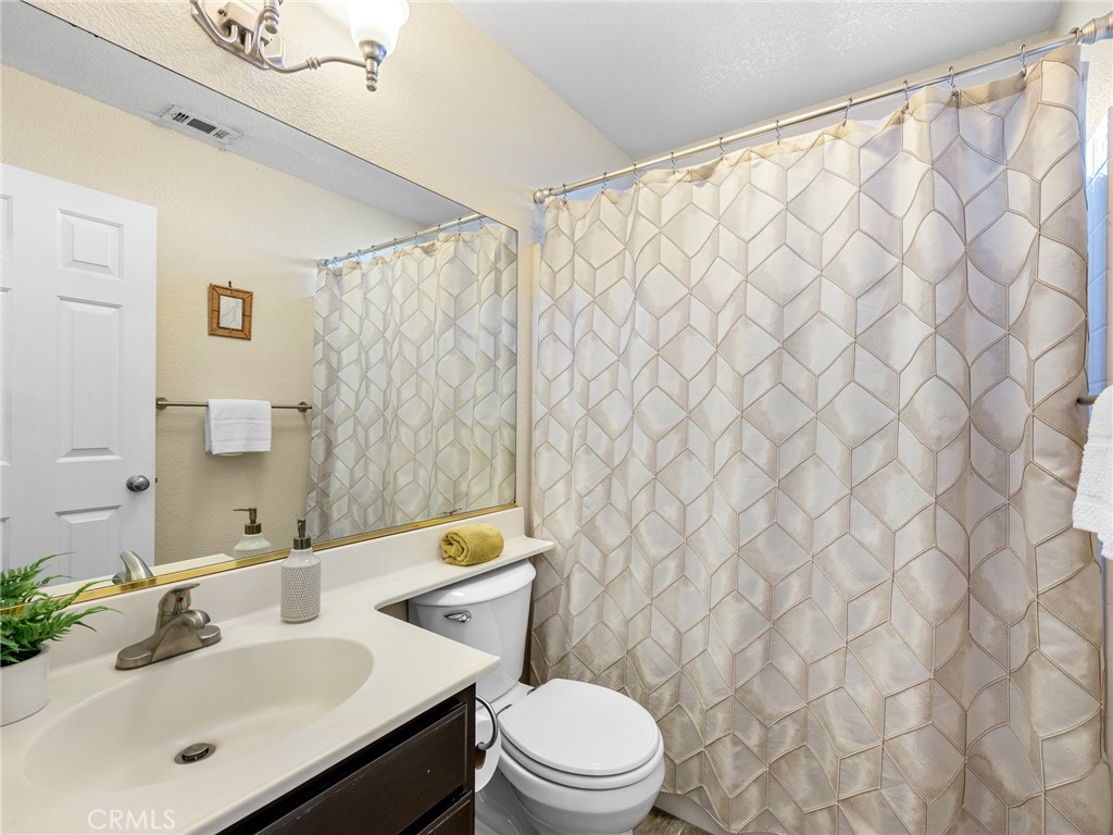 15056 Cerezo Road Victorville, CA 92392 - Photo 32 of 47