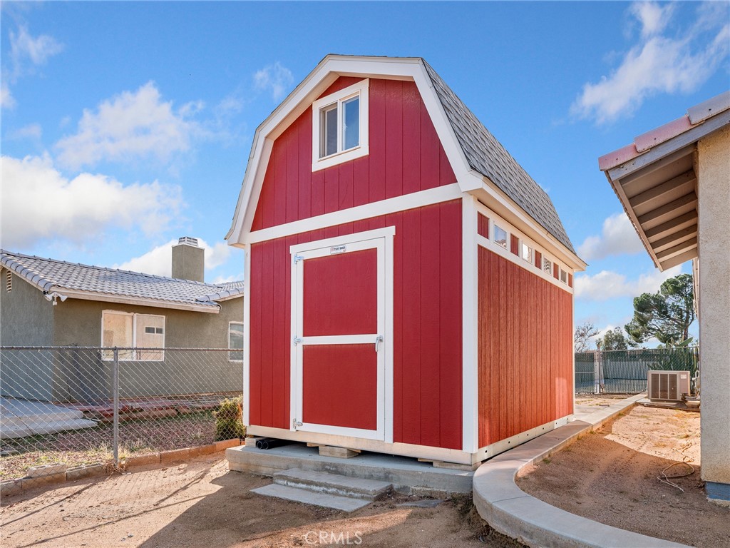 15056 Cerezo Road Victorville, CA 92392 - Photo 44 of 47