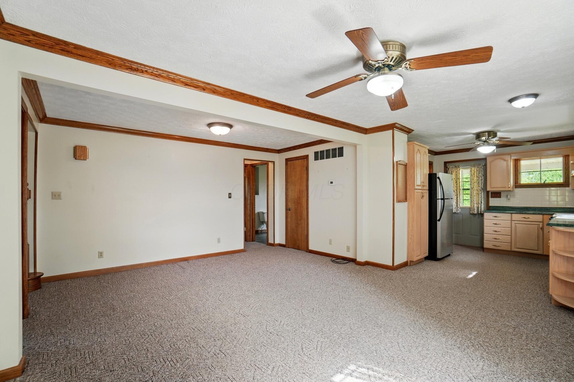 5870 Brook Road Northwest Baltimore, OH 43105 - Photo 17 of 70 Living Room - 5870 Brook Road NW, Baltimore, OH 43105