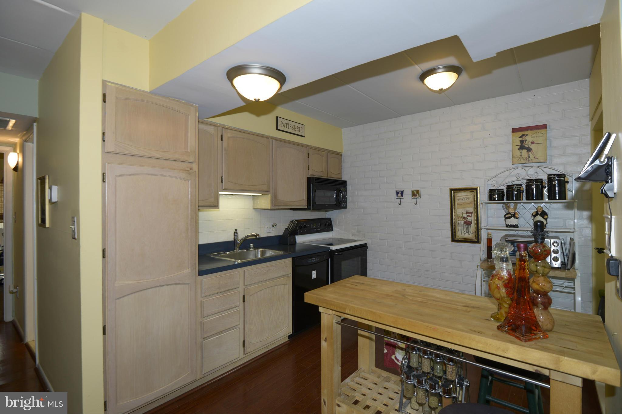 5376 Smooth Meadow Way, Unit 22 Columbia, MD 21044 - Photo 7 of 13 Kitchen