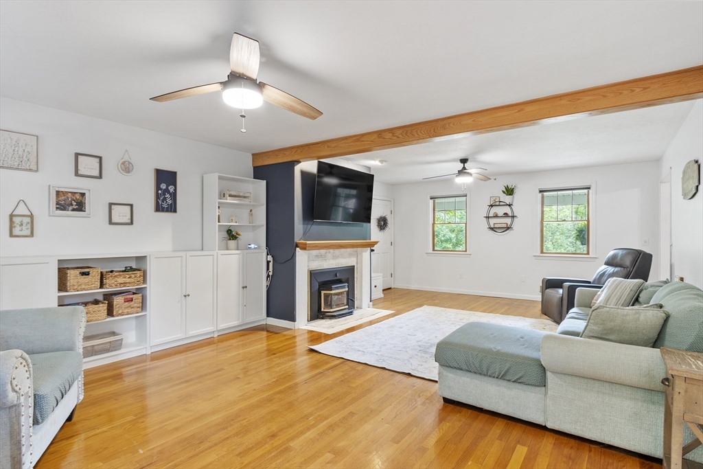 116 Island Road Lunenburg, MA 01462 - Photo 10 of 42