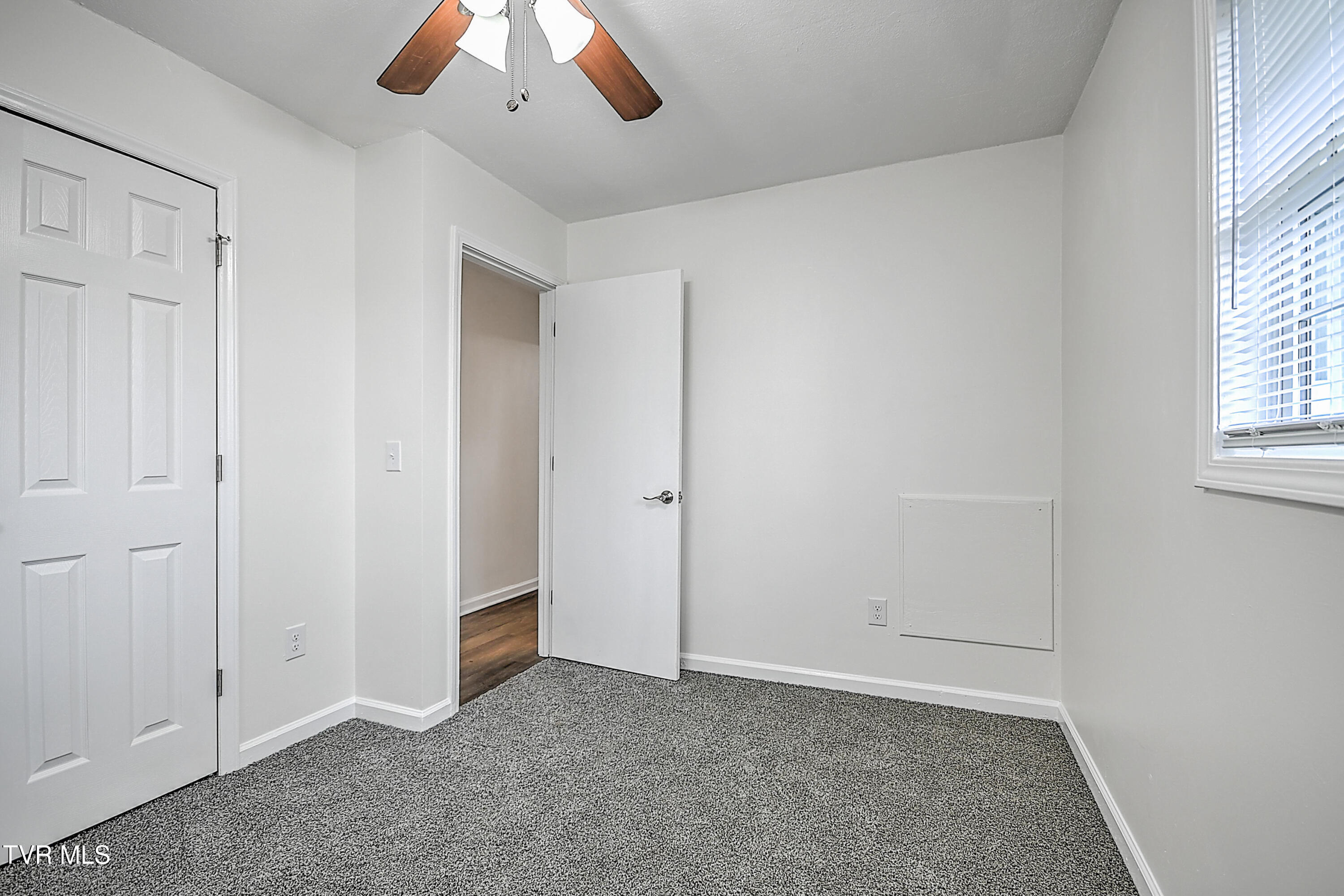 8 Birch Street Bristol, TN 37620 - Photo 17 of 30 8 Birch St CP-22