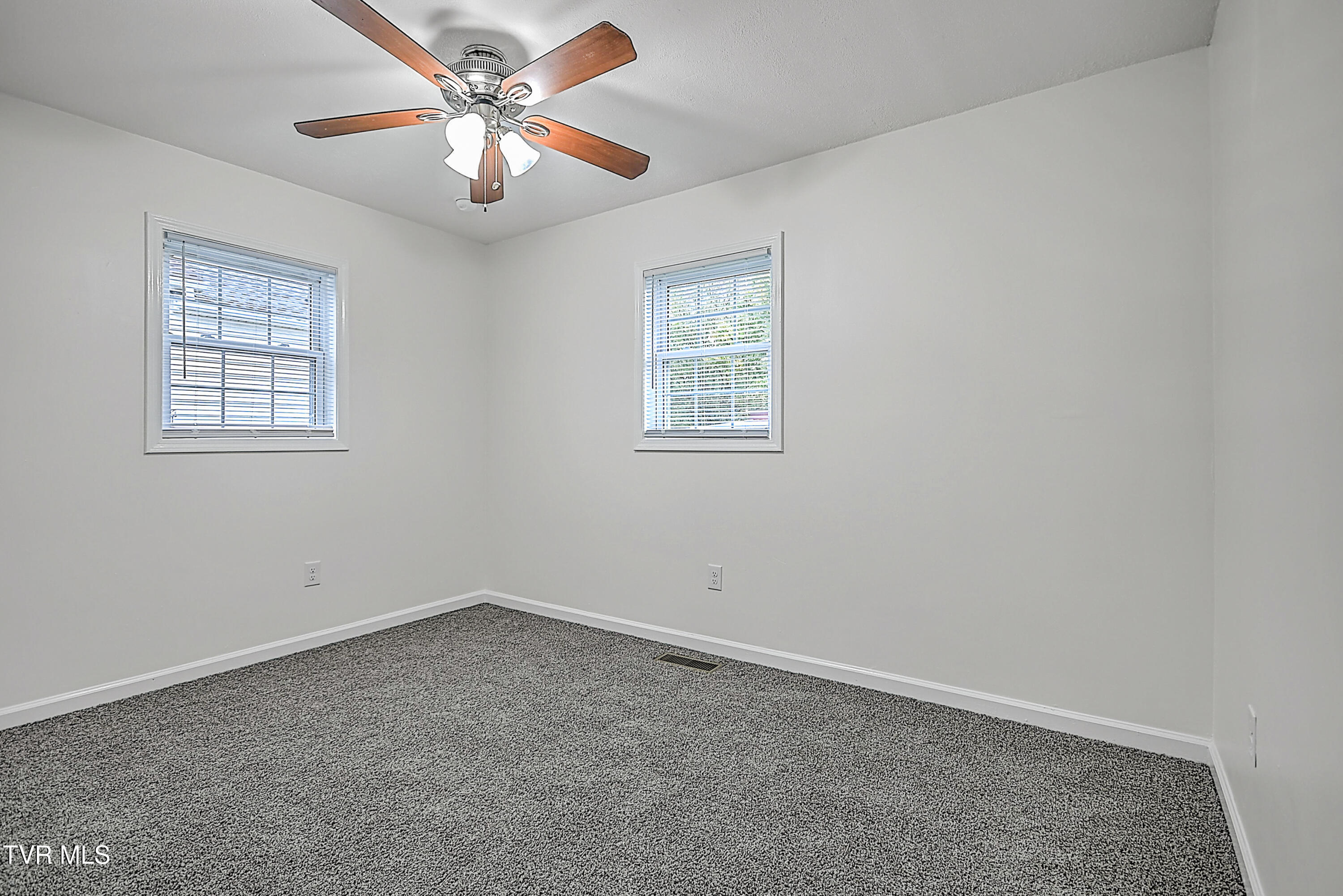 8 Birch Street Bristol, TN 37620 - Photo 21 of 30 8 Birch St CP-26