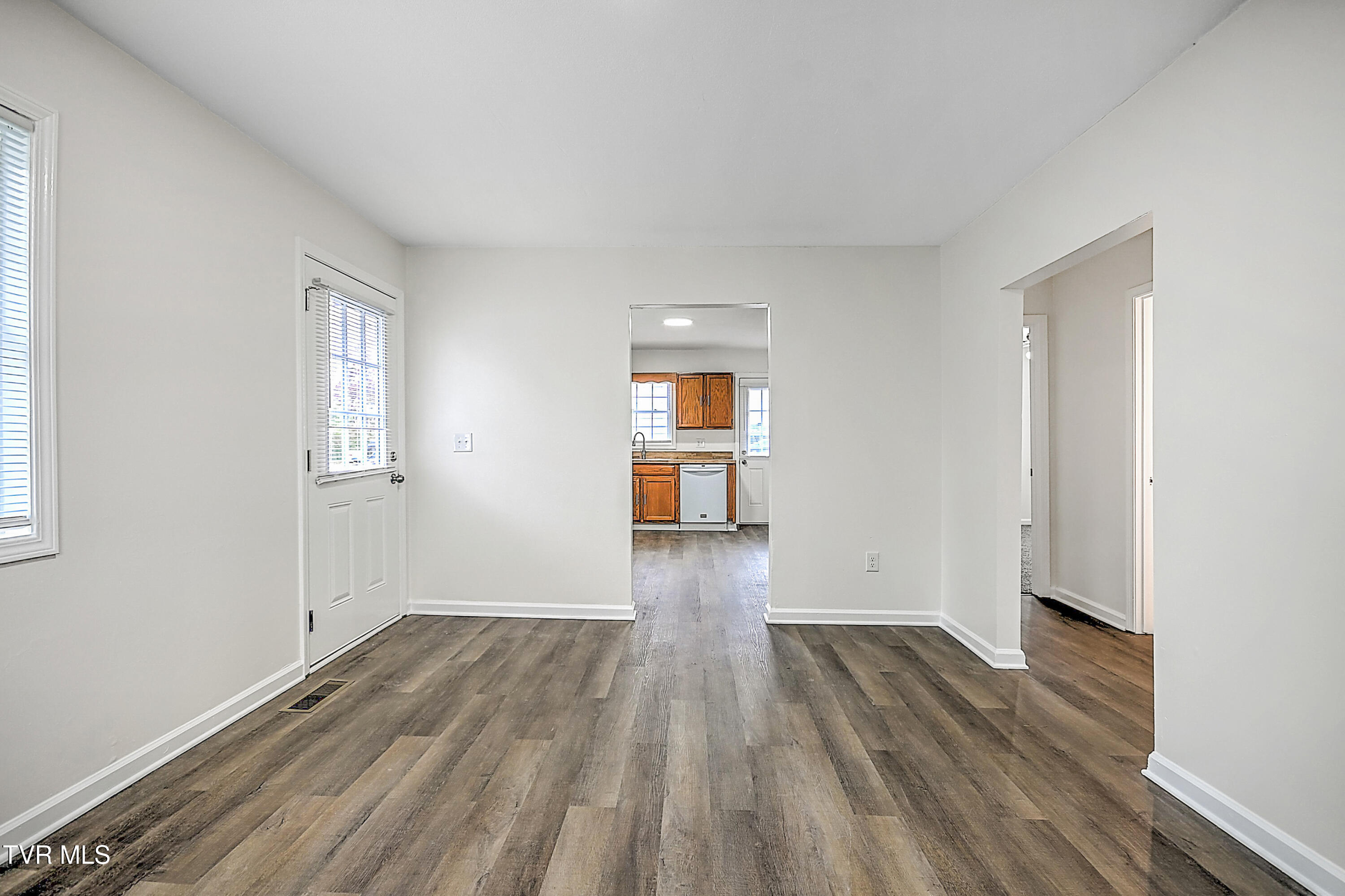 8 Birch Street Bristol, TN 37620 - Photo 8 of 30 8 Birch St CP-13