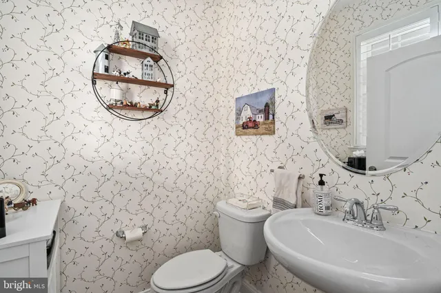 $879,000 | 10504 River Fls Way, Glen Allen, VA 23059