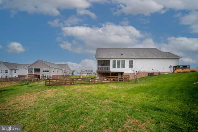 $879,000 | 10504 River Fls Way, Glen Allen, VA 23059