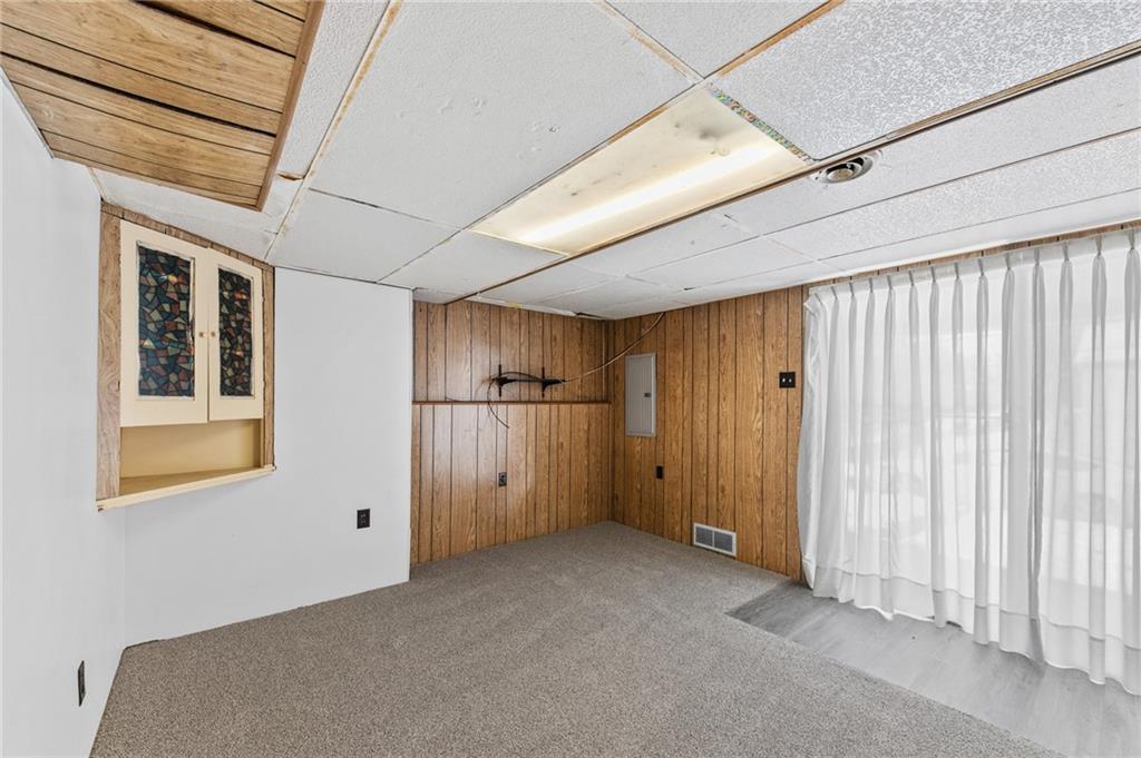 807 Oak Street Monessen, PA 15062 - Photo 19 of 28 a view of empty room with windows