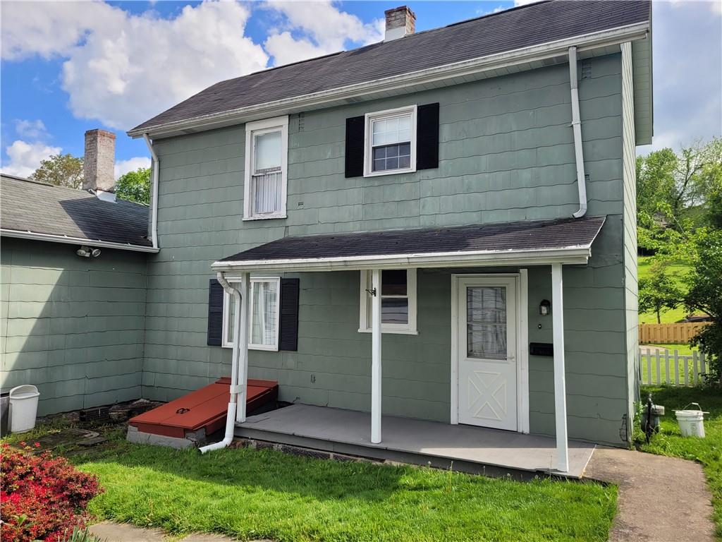 807 Oak Street Monessen, PA 15062 - Photo 28 of 28 a front view of house with yard