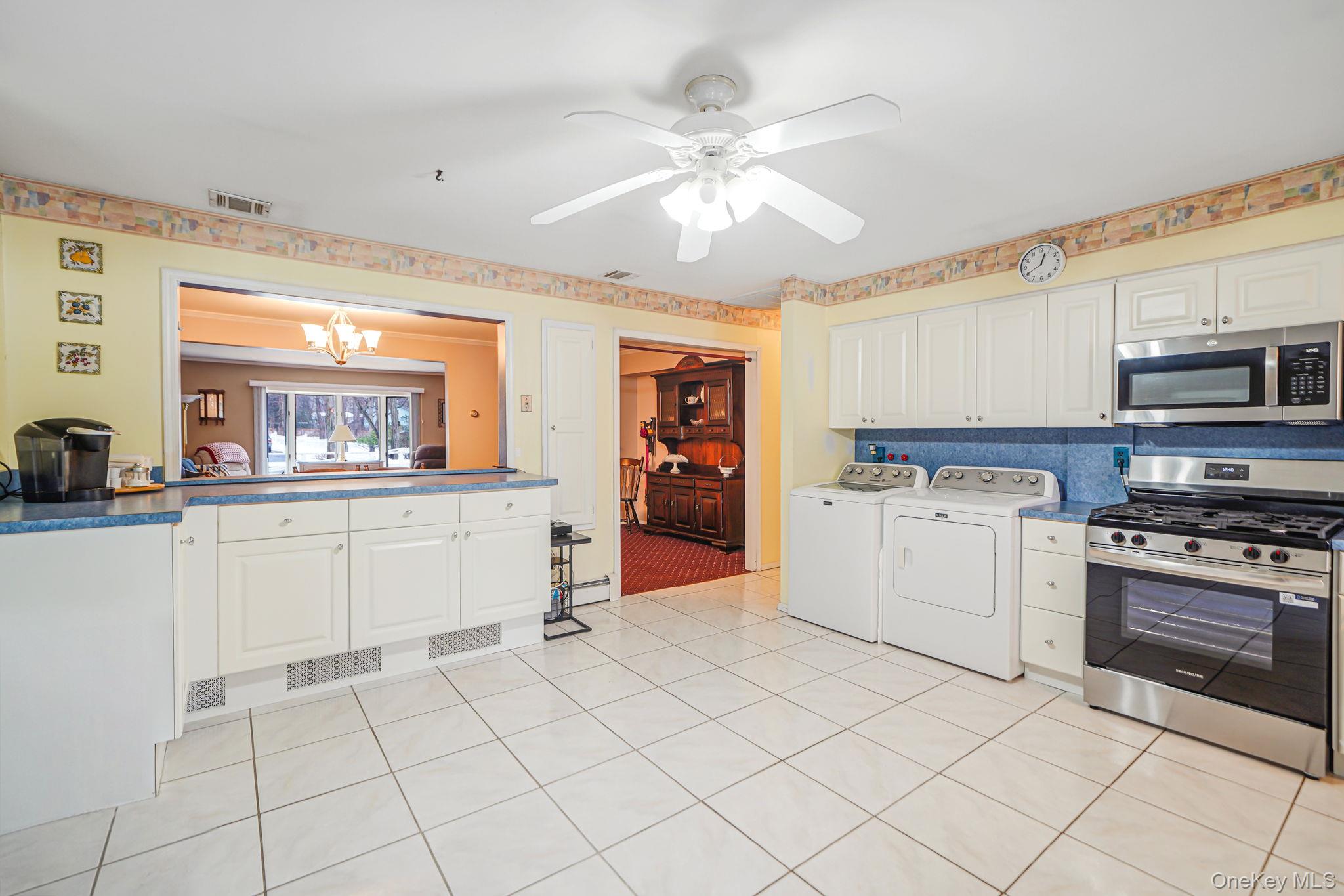 6 Noahs Path Rocky Point, NY 11778 - Photo 14 of 33