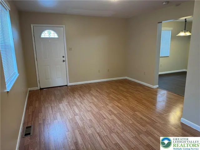 $1,895 | 1538 East 8th Street, Unit A, Bethlehem, PA 18015