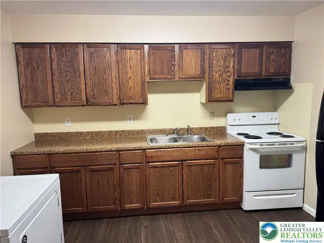 $1,895 | 1538 East 8th Street, Unit A, Bethlehem, PA 18015