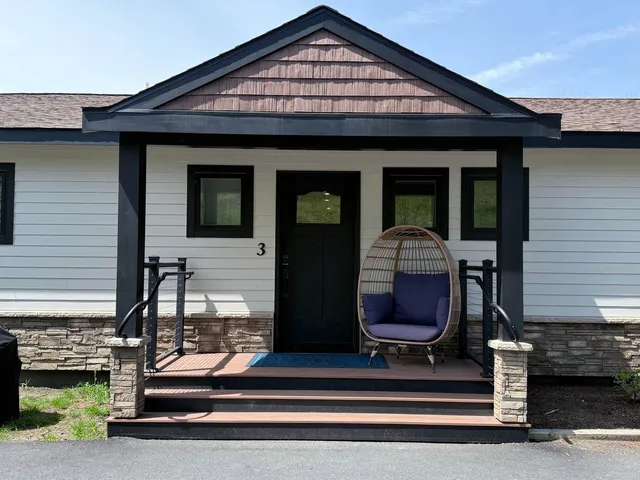 $899,000 | 2366 Mountain Road, Unit 3, Stowe, VT 05672