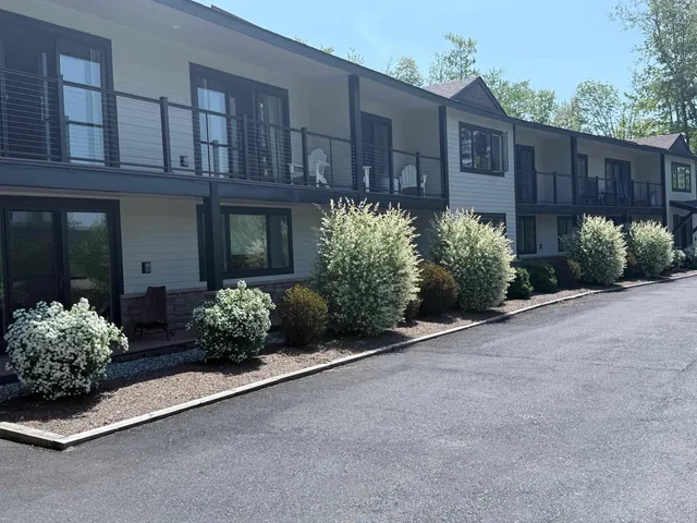 $899,000 | 2366 Mountain Road, Unit 3, Stowe, VT 05672