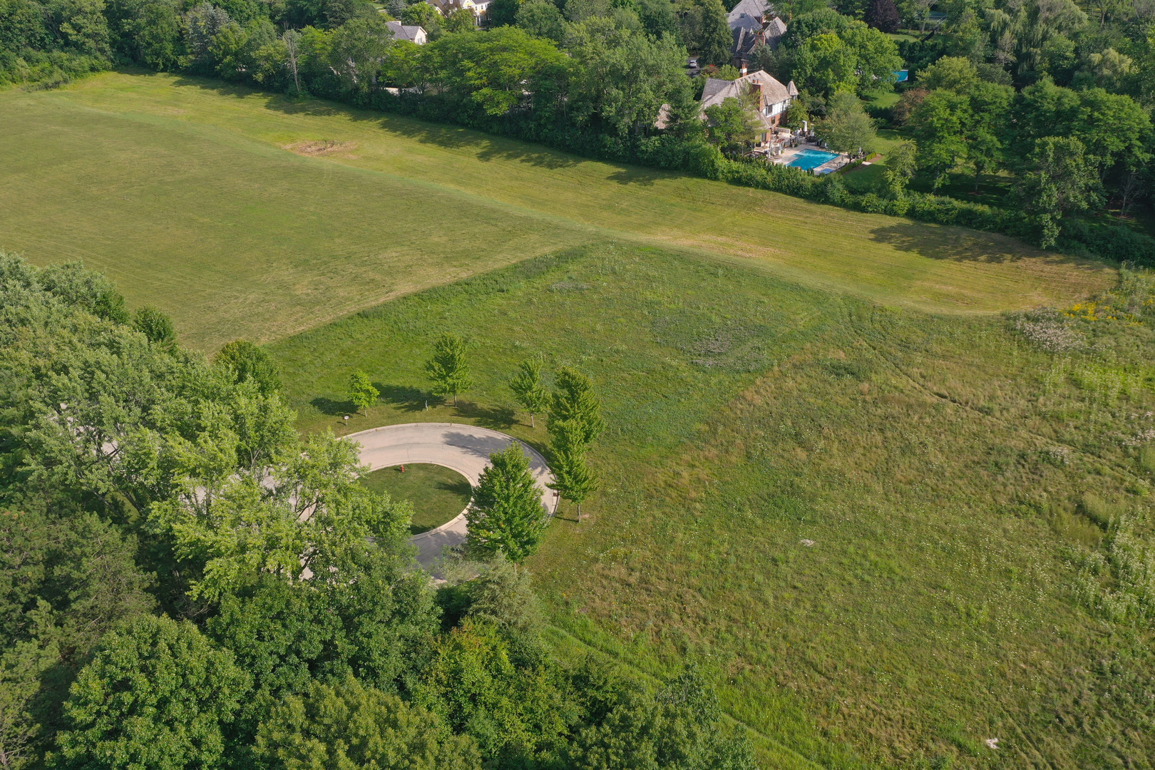 Lot 9 Whitehall Lane Lake Forest, IL 60045 - Photo 6 of 7 a view of a yard